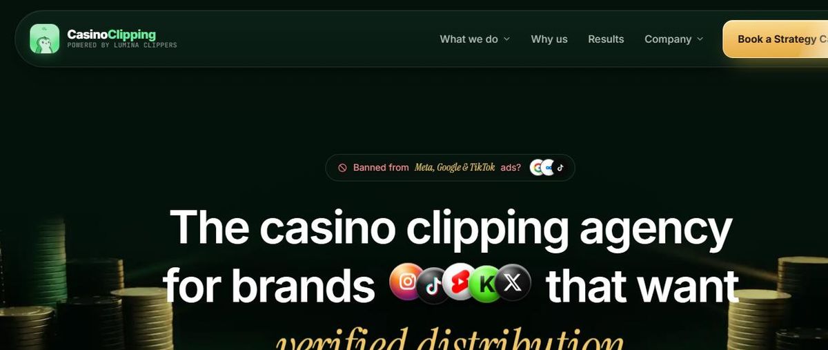Casino Clipping Agency homepage with gold chips and a green gradient hero.